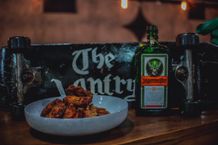 Pulang dari Amerika, Mang Wira Buka “The Lantry Eatery” di Denpasar