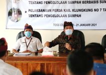 Bupati Suwirta Berharap Para Perbekel dan Lurah Bersatu Menjaga Komitmen untuk Mendukung Program TOSS Center TOSS Center
