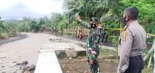 Dandim Jembrana Tinjau Langsung Warga Terdampak Bencana di Desa Medewi Banjir