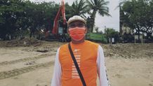 DLHK Kabupaten Badung Kerja Ekstra Atasi Fenomena Sampah Kiriman di Pantai Kuta Sampah di Pantai Kuta