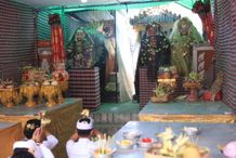 Bupati Suwirta Laksanakan Persembahyangan di Pura Sad Kahyangan Klungkung Pura sad Kahyangan Klungkung.