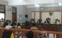 Satpol PP Kota Denpasar Tipiringkan 12 Orang Pelanggar Perda Tipiring