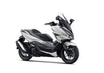 Honda Forza Tampil Semakin Mewah dan Prestisius Honda Forza Indy Grey Metallic