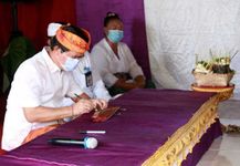 Bupati Suwirta Minta Awig-Awig Dapat Disosialisasikan Kepada Masyarakat Desa Adat Awig-awig