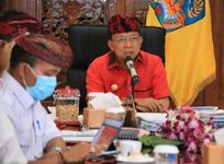 Ikuti Rakor Evaluasi Kebijakan PPKM Mikro, Gubernur Koster Perjuangkan Insentif Nakes Tahun 2020 Insentif Nakes