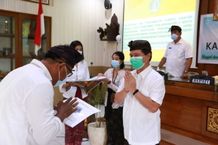 Bupati Suwirta Kukuhkan Pejabat Baru Pejabat Baru