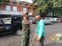 Koramil Dentim Pantau Langsung PPKM Level Mikro di Desa Dangri Kangin PPKM Mikro