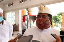 Bupati Buleleng Tunda Kenaikan Tarif Pasar di Masa Pandemi Tarif pasar