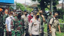 Di Bali, Panglima TNI dan Kapolri Pantau PPKM ke Pasar Tradisional Tinjau PPKM