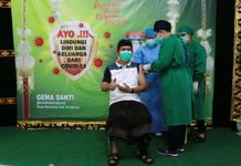 Bupati Suwirta Terima Vaksin Covid-19 Dosis Kedua Vaksin Covid-19
