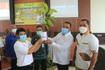 Buka Bimtek Peningkatan Kapasitas Petani dan Penyuluh di Jembrana, Bupati Tamba Minta Ikuti dengan Serius Petani