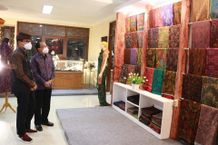 Endek Bali, Kain Tradisional yang Menjadi Busana Para Bangsawan Endek Bali