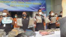 BNNP Bali Kembali Tangkap Pengedar Ganja dan Shabu Hingga ke Gudangnya di Banyuwangi BNN