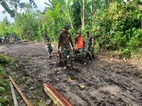 Akses Jalan Rabat Beton Program TMMD Lancarkan Aktivitas Warga Jalan Beton