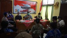 Wabup Kasta Cek Kesiapan Satgas Pencegahan Covid-19 di Kecamatan Nusa Penida Satgas Covid-19