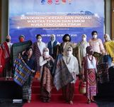 Kemkominfo Dukung Kreasi dan Inovasi Wastra Tenun, Bawa UMKM NTT Naik Kelas dan Go Digital Labuan Bajo