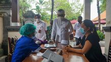 Jaya Wibawa Rutin Lakukan Peninjauan, Pemkot Maksimalkan Vaksinasi Menuju Sanur Zona Hijau Pantau Vaksin