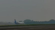 Pesawat Trigana Air Tergelincir, Bandara Halim Perdanakusuma Ditutup Sementara untuk Penerbangan Sipil Tergelincirnya Pesawat Trigana Air