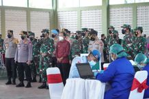 Sinergitas TNI-Polri dalam Program Vaksinasi Nasional Covid-19 di Provinsi Bali Vaksin Covid-19