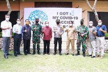 Gubernur Koster Ajak Pangdam IX/Udayana, Kapolda Bali dan Bupati Giri Prasta Gotong Royong Percepat Vaksinasi di Badung Vaksin