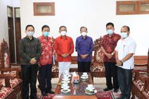 Gubernur Koster Fasilitasi Vaksinasi Pekerja Migran Asal Bali Vaksin Covid-19