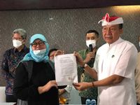 Mengakui Dirinya Telah Lalai, DM Darmawati Sampaikan Permohonan Maaf kepada Umat Hindu Nusantara Minta Maaf