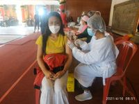 Duta PKB Gianyar Disuntik Vaksin Vaksin Covid-19