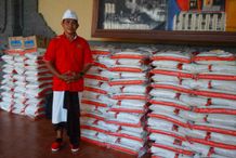 Sumbangsih Komunitas Kasih Sayang untuk Para Pendonor di PDDI Bali Donor Darah