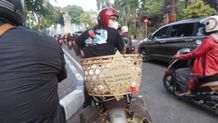 Rayakan HUT ke-1, The Lantry Bagikan Ratusan Rice Box Gratis ke Warga Kota Denpasar The Lantry