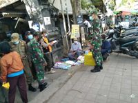 Operasi Yustisi Kodim Karangasem Bersama Satpol PP Jaring 21 Warga Gunakan Masker Tidak Benar Langgar Prokes