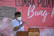 Wawali Arya Wibawa Hadiri Pembukaan Lomba Pidato Bung Karno di SMP Negeri 2 Denpasar Bung Karno