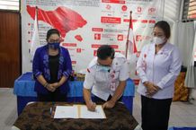 Ketua BKOW Provinsi Bali Harapkan Masyarakat Luas Turut Serta Donorkan Darah Untuk Kepentingan Orang Banyak Donor Darah