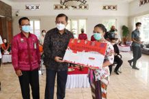 Pemkab Buleleng Tangani Dampak Sosial Akibat Pandemi Covid-19 Bantuan Sosial
