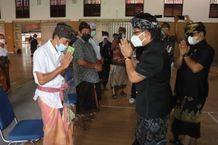 Bupati Giri Prasta Launching Penyerahan BLT Tahap 2 di Kuta Utara, Kuta, dan Kutsel BLT