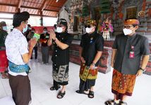 Bupati Giri Prasta Launching Penyerahan BLT PPKM Darurat Kabupaten Badung, Pastikan Seluruh Masyarakat Dapat Bantuan BLT Badung