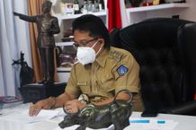 Bupati Giri Prasta Ikuti Vidcon Pengarahan Presiden Terkait Penanganan Covid-19 Covid-19