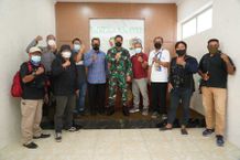 Jaga Sinergitas Antara TNI dan Jurnalis, Danrem Wira Satya Resmikan Media Center Media Center