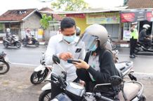 Kurangi Mobilitas, Pemeriksaan Dilakukan di Wilayah Kota Singaraja PPKM