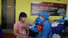 Gerai Vaksin Presisi Terus Berlanjut di Polres Badung Vaksin