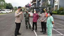 Gencarkan Pelaksanaan 3T dan Isoter, Kapolres Dedy Gelar Apel Bersama Satgas Kecamatan Abiansemal Isoter