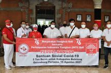 Bupati Buleleng Terima Bantuan untuk Masyarakat dari BPD Bali dan Masyarakat Tionghoa Covid-19