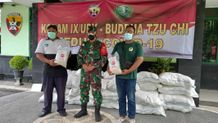 Gandeng Beberapa Komunitas, Kodim Badung Distribusikan Bantuan Sembako dari Kodam Udayana dan Buddha Tzu Chi Bantuan