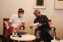 Wagub Cok Ace Tawarkan Kebijakan Berbasis Risiko untuk Selamatkan Perekonomian Bali Dinamika Covid-19