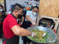 Jaya Negara Buka Dapur Umum Gotong Royong Denpasar, Sehari Siapkan 1.000 Paket Nasi Dapur Umum Denpasar