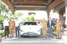 PT PLN Bali Selatan Perkenalkan Inovasi Mobil Listrik Kepada Pemkot Denpasar Mobil Listrik