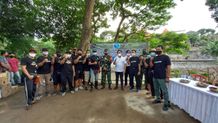Menyambut World Clean Up Day 2021, Wawali dan Dandim Ikut Terjun Bersihkan Sungai Bersama Warga Kesiman Petilan World Clean Up Day 2021