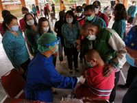 Ayu Kristi Arya Wibawa Tinjau Pelaksanaan Vaksinasi Bagi Penyandang Disabilitas di Peguyangan Kaja dan Padangsambian Kelod bpn-Desa Padangsambian Kelod