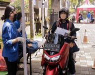 ITB STIKOM Bali Gelar Pra GMTI secara Drive Thru GMTI STIKOM Bali