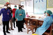 Akselerasi Vaksinasi Penyandang Disabilitas, Putri Koster Langsung Turun ke Tabanan Penyandang Disabilitas
