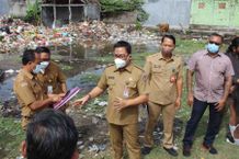 Wawali Arya Wibawa Kembali Tinjau Lokasi Rencana Pembangunan TPS3R Kelurahan Panjer Sampah